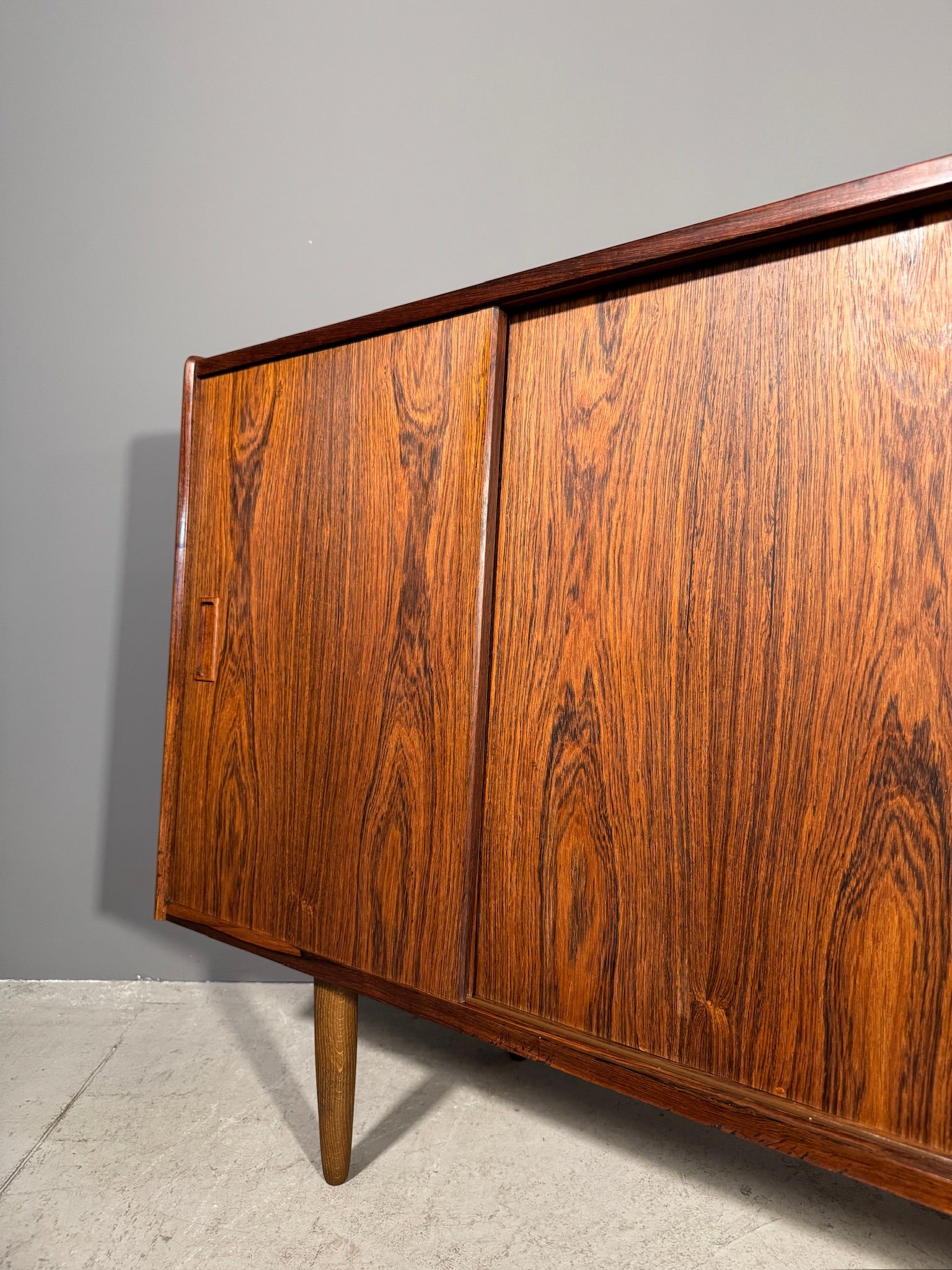 Sideboard danese in palissandro