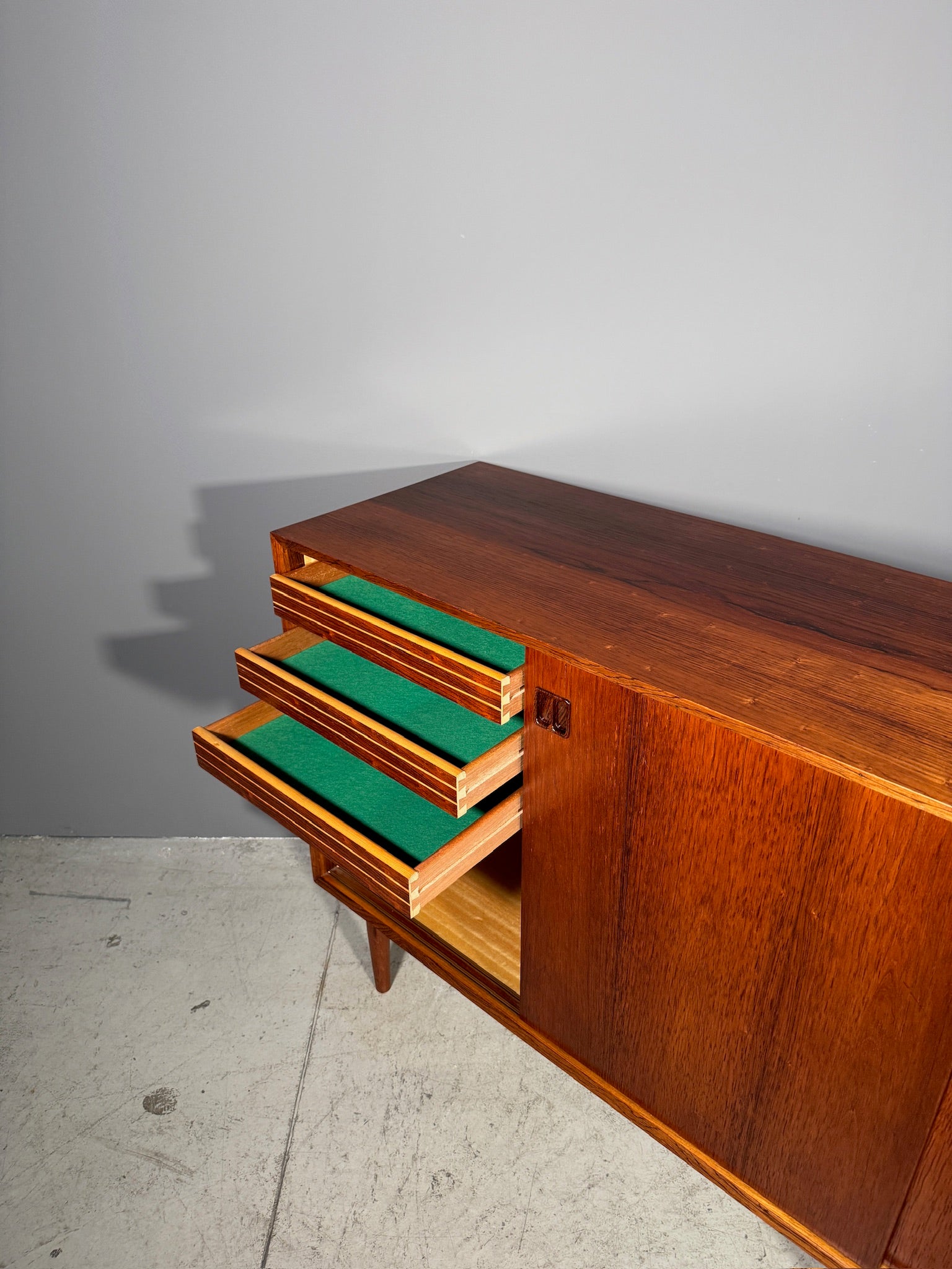 Sideboard danese in palissandro