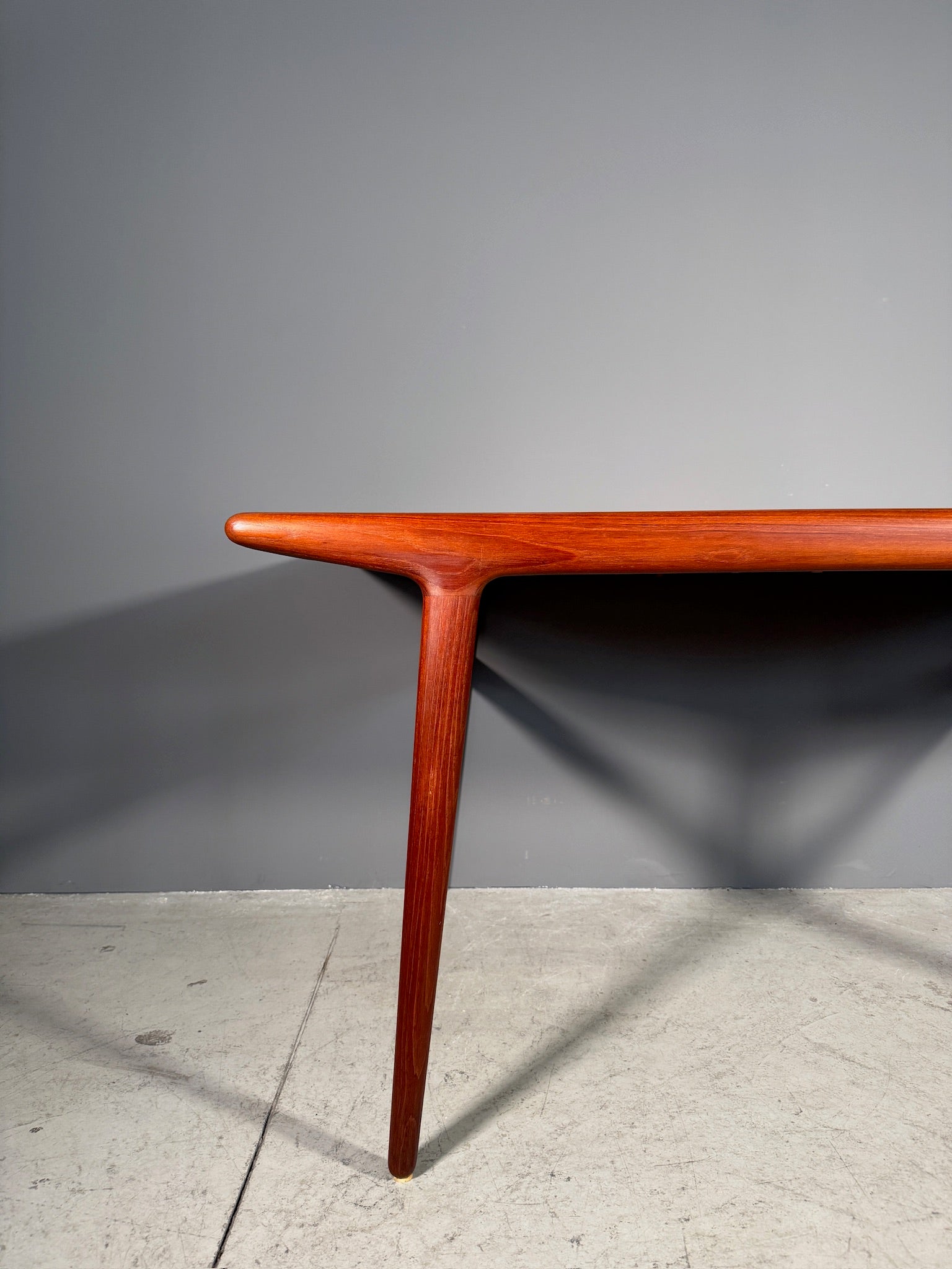 Tavolo in teak di Niels Otto Moller