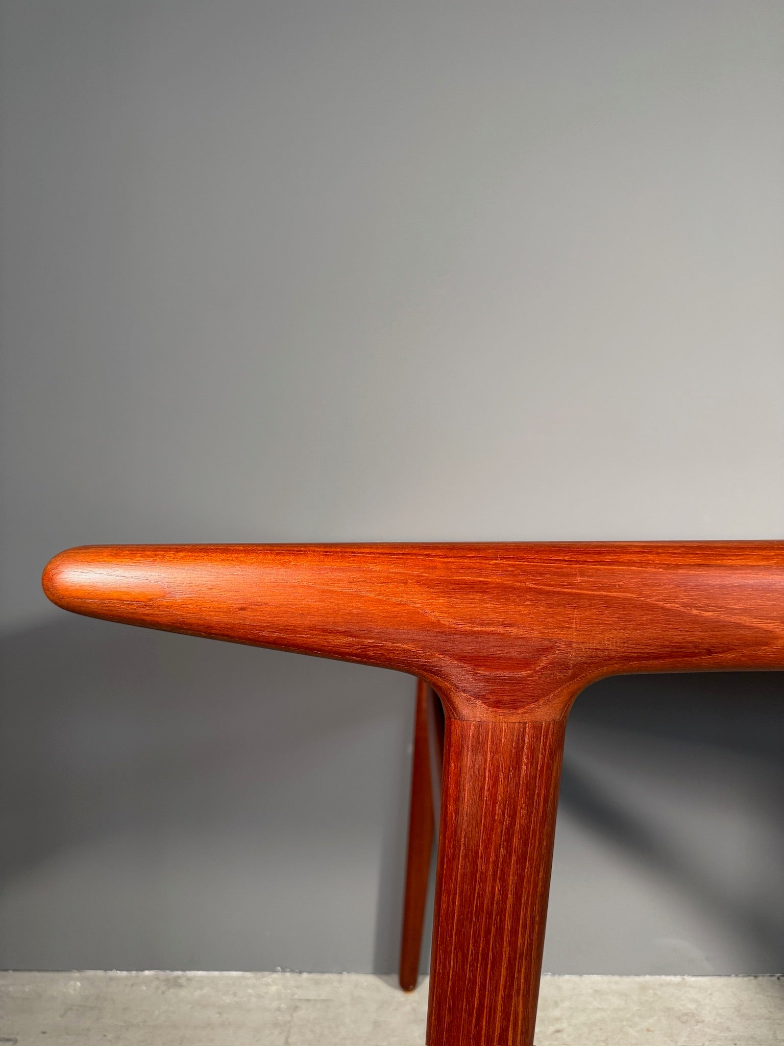 Tavolo in teak di Niels Otto Moller