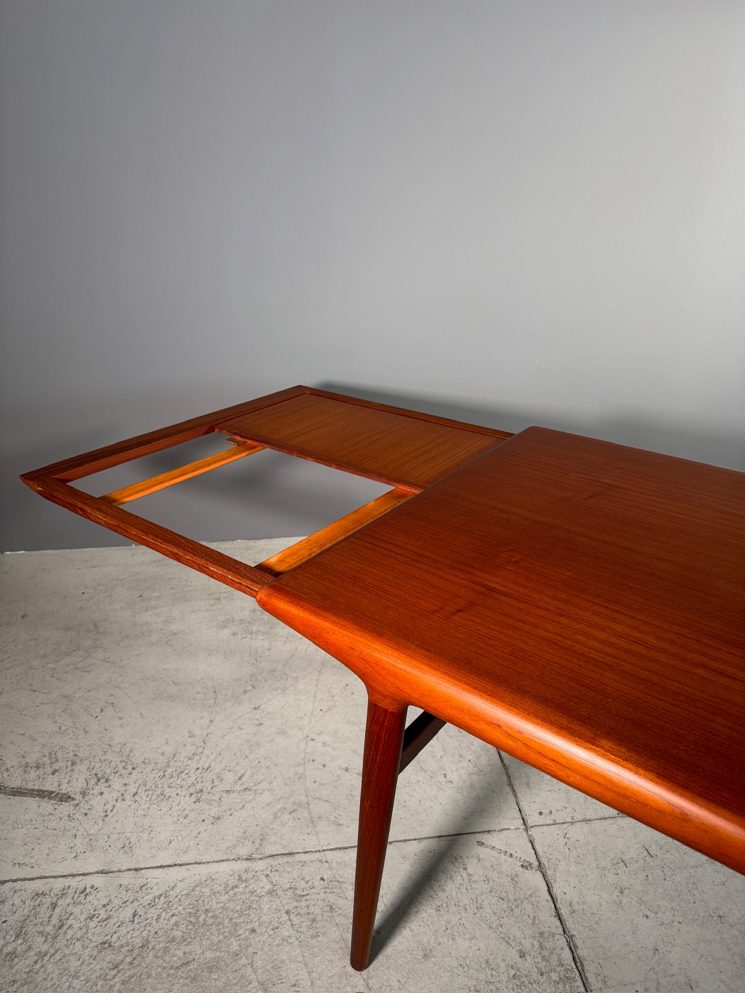 Tavolo in teak di Niels Otto Moller