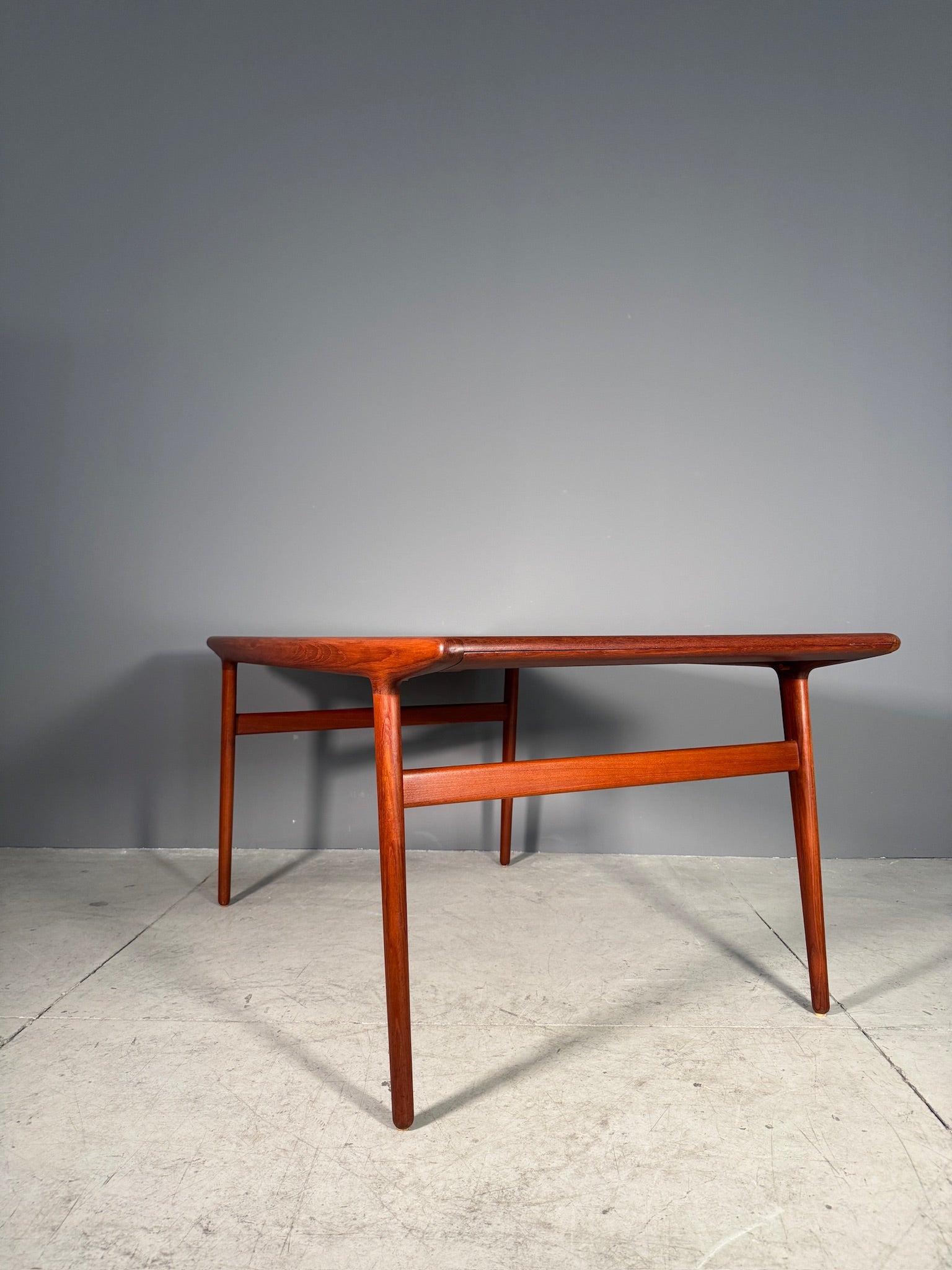 Tavolo in teak di Niels Otto Moller