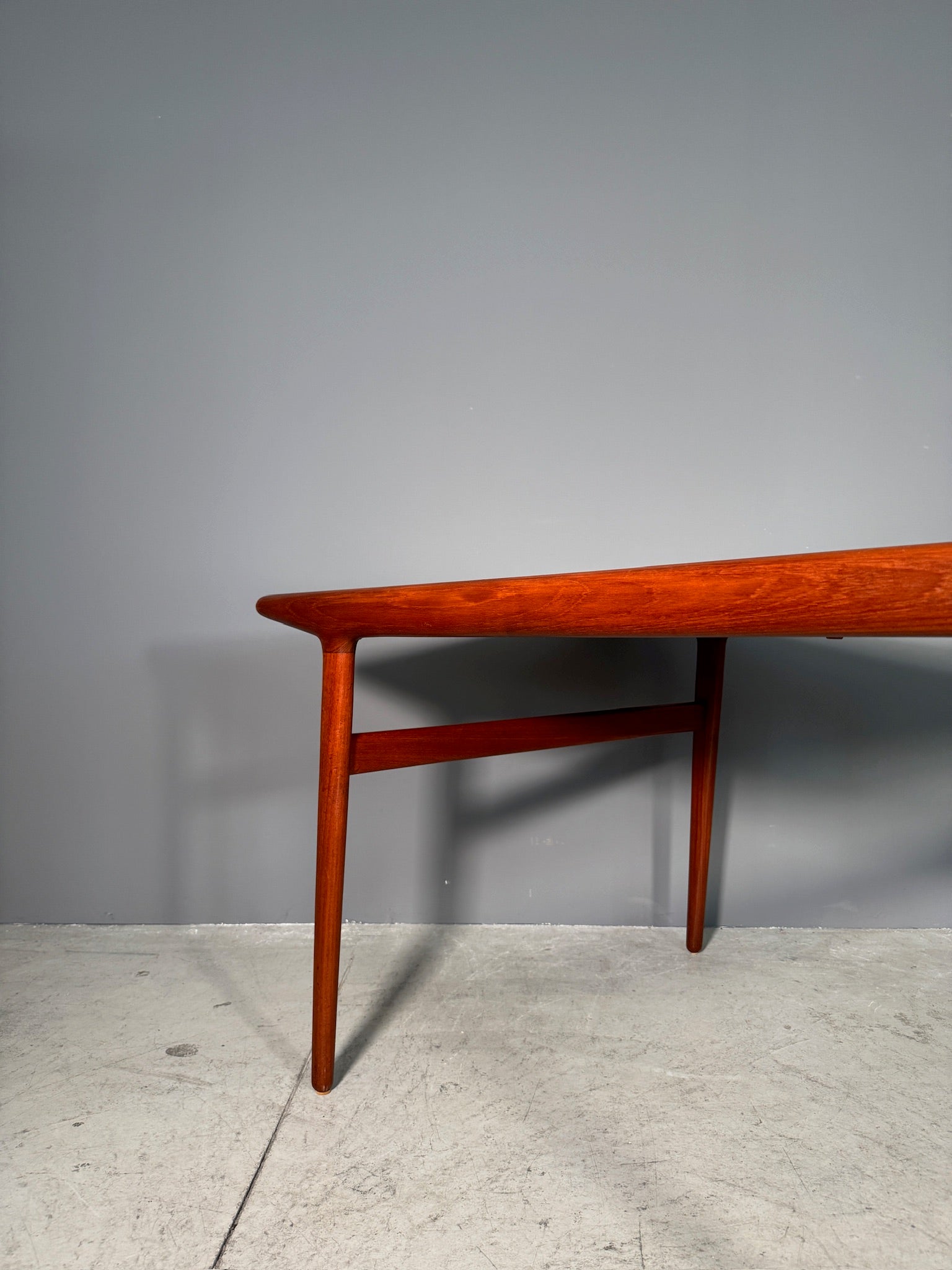 Tavolo in teak di Niels Otto Moller