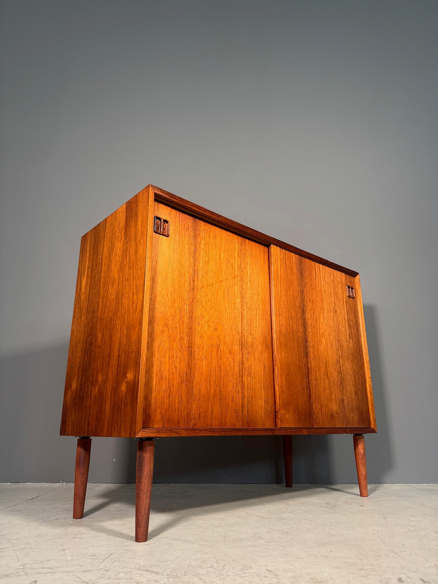 Sideboard in palissandro