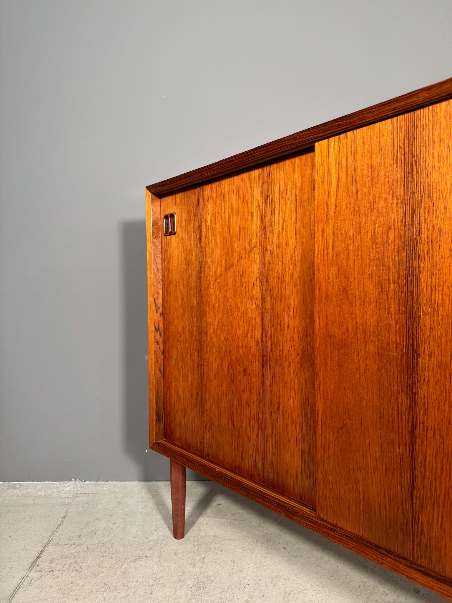 Sideboard in palissandro