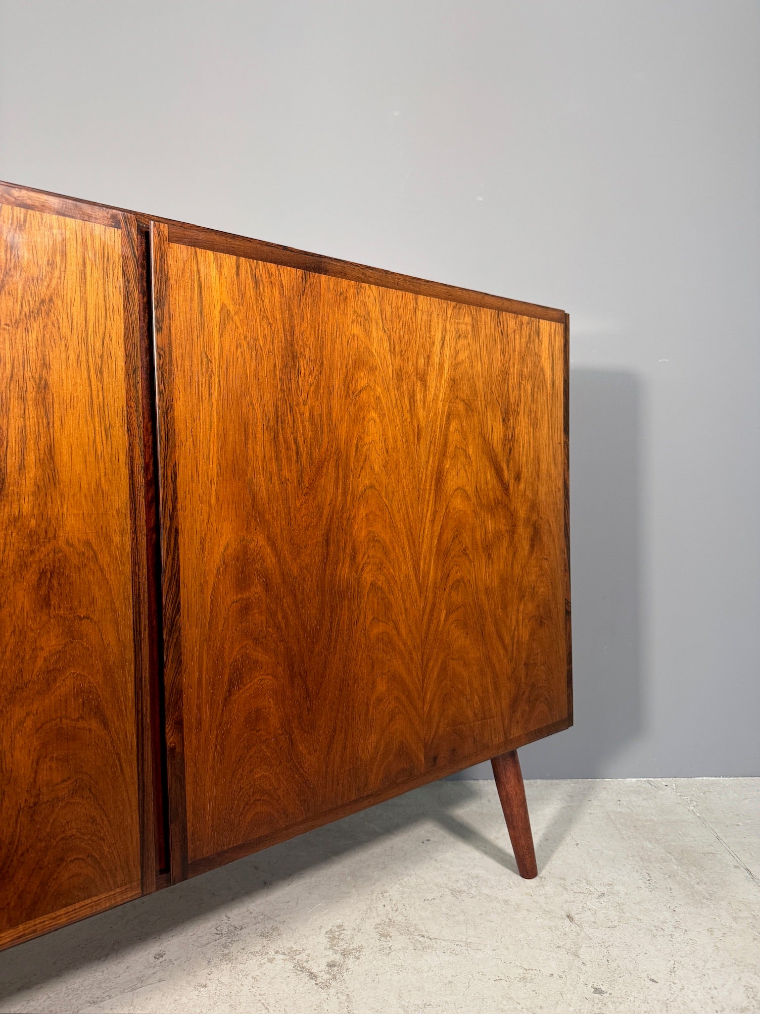 Sideboard in palissandro di Omann Jun