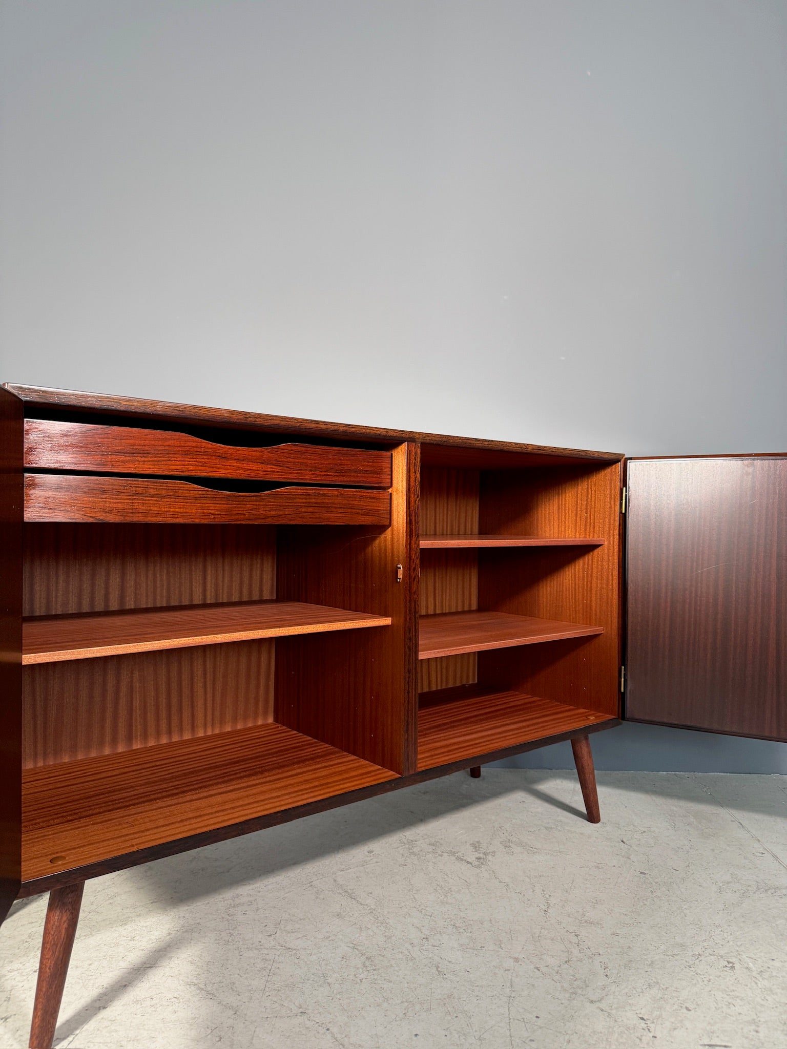 Sideboard in palissandro di Omann Jun