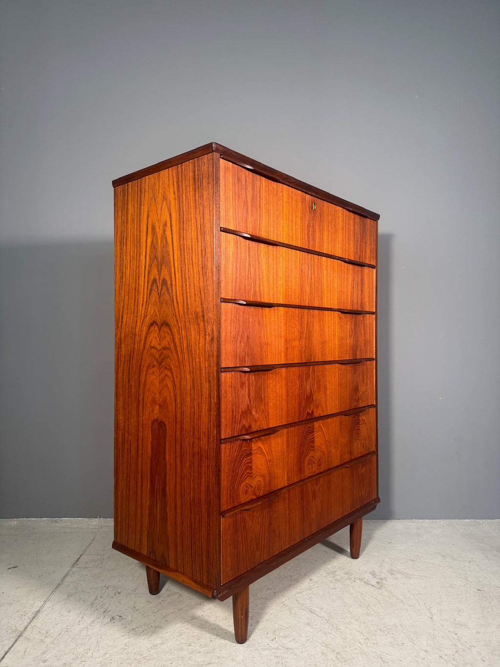 Cassettiera danese in teak