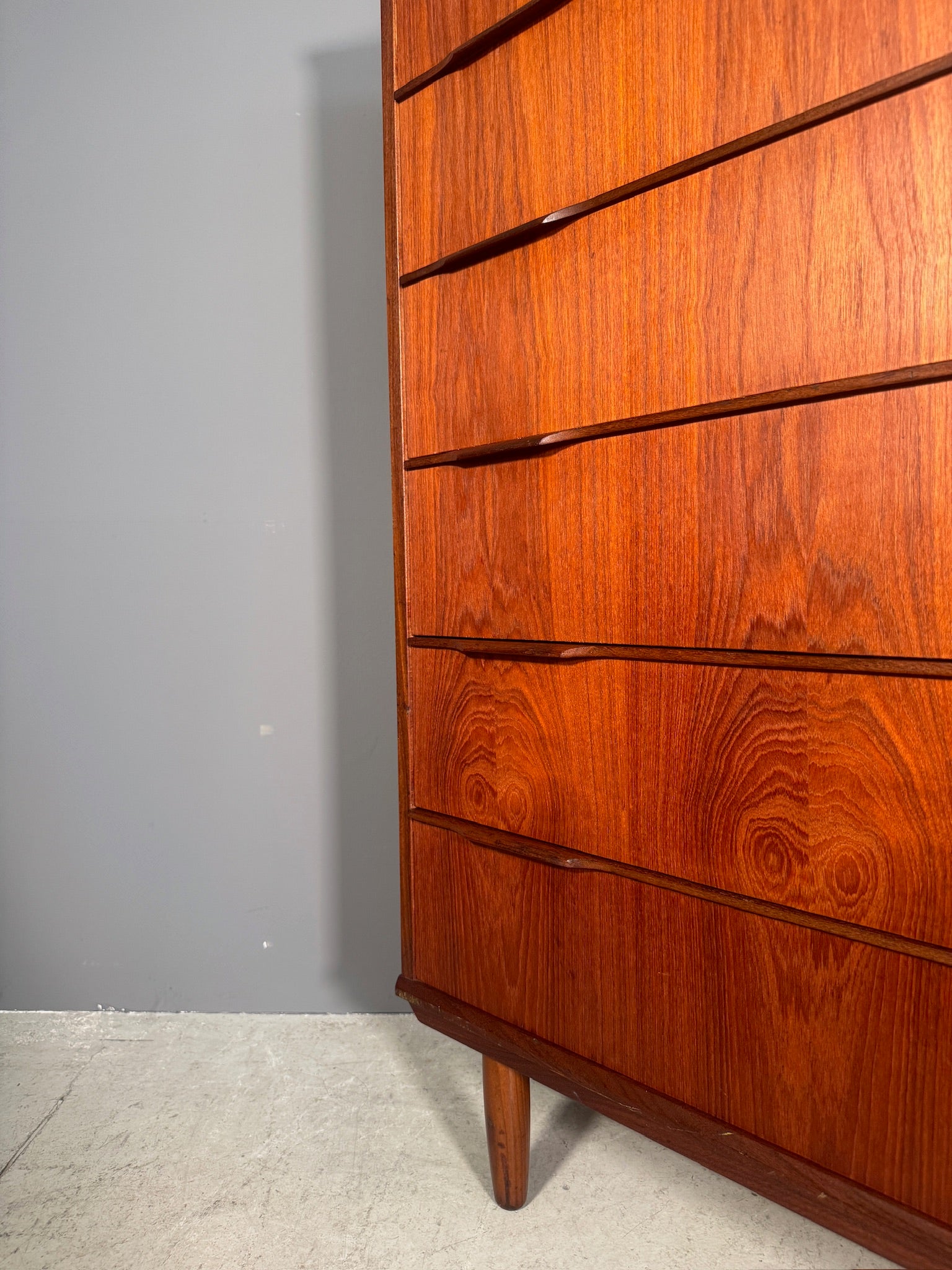 Cassettiera danese in teak
