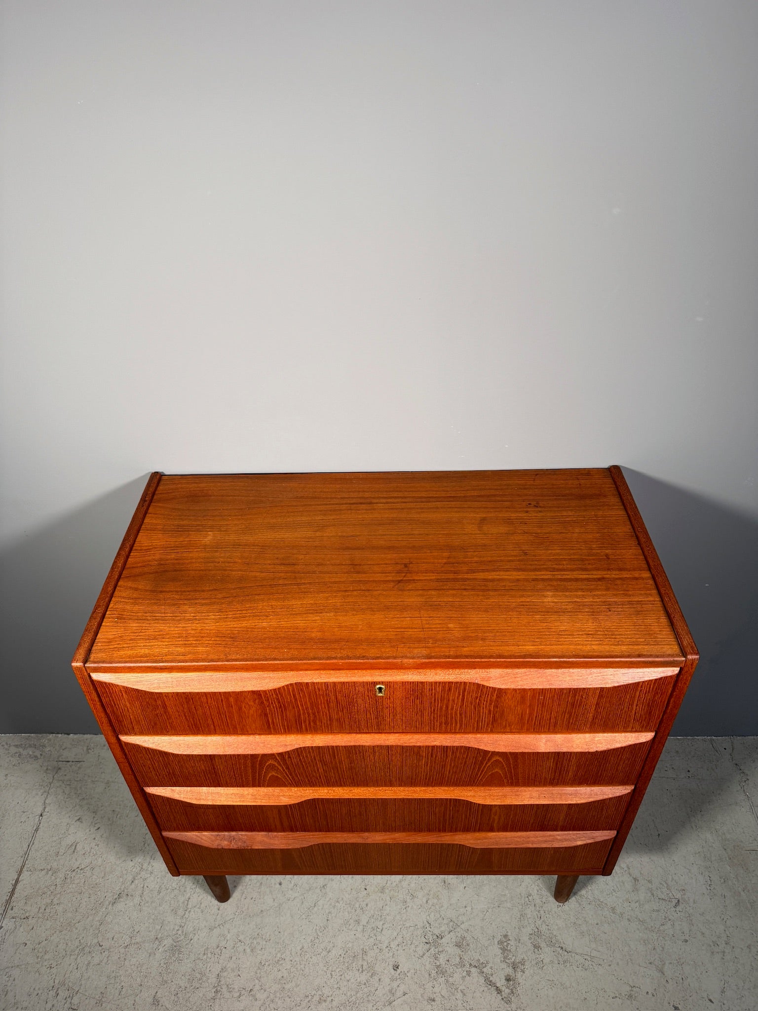 Cassettiera danese in teak