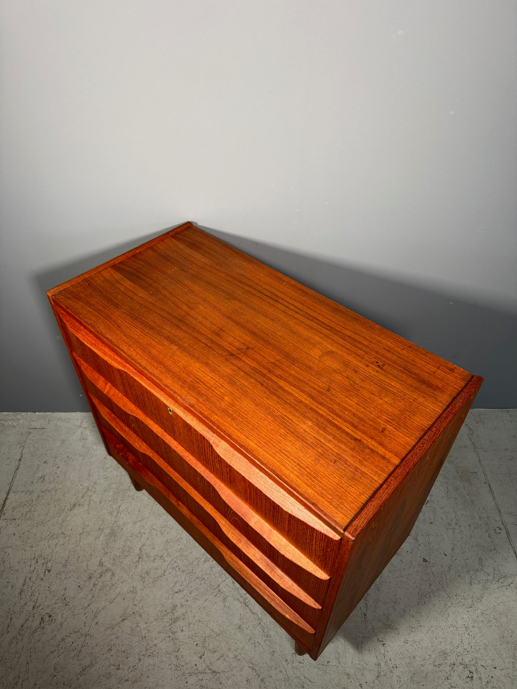 Cassettiera danese in teak