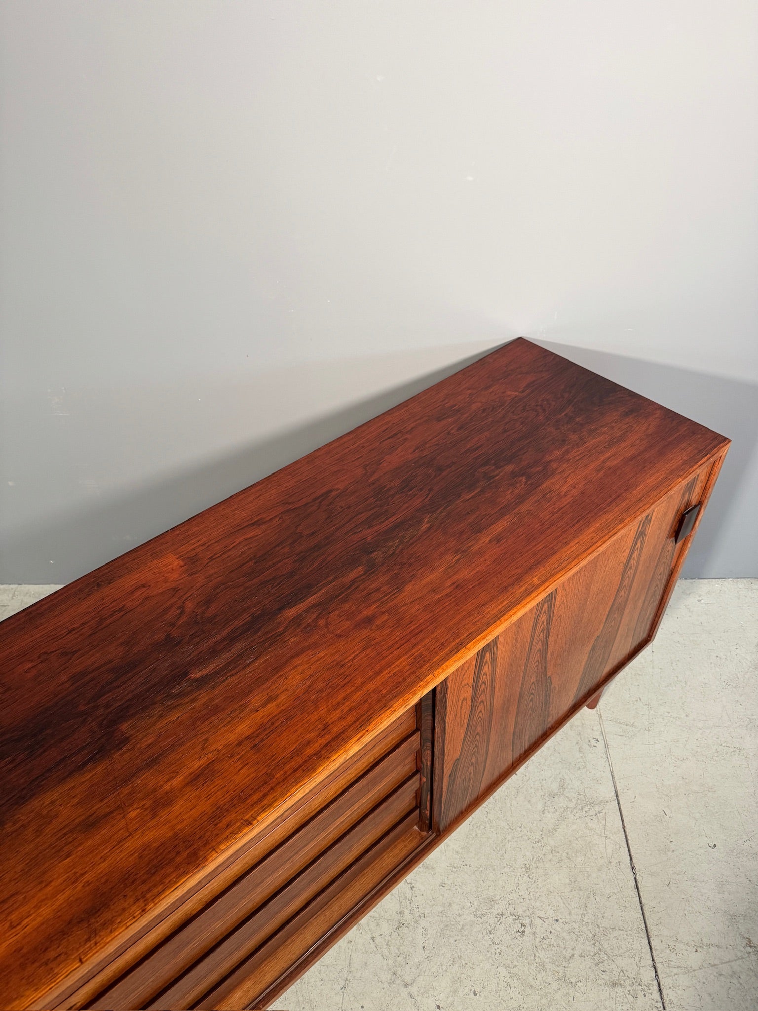 Sideboard danese in palissandro