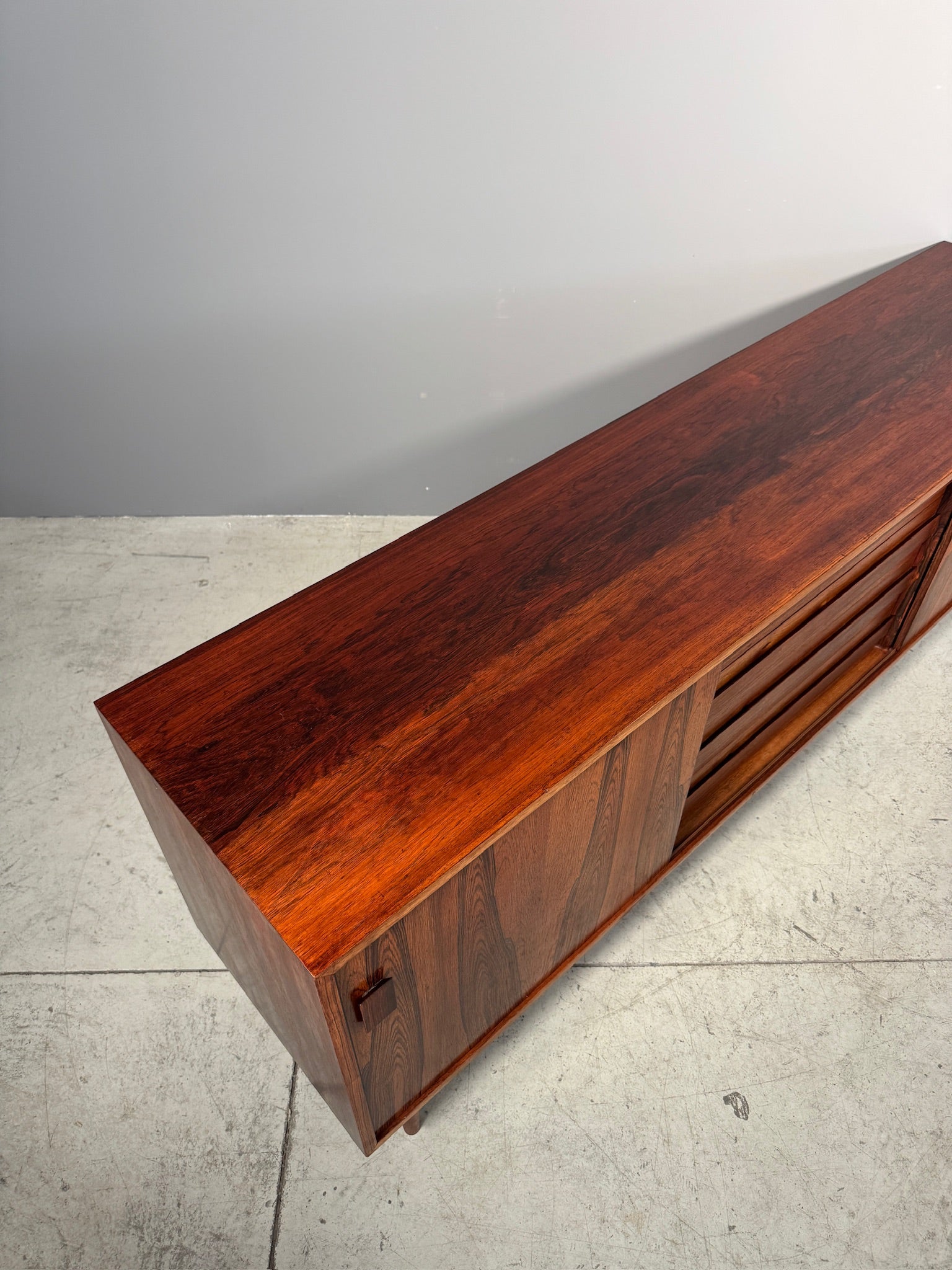 Sideboard danese in palissandro