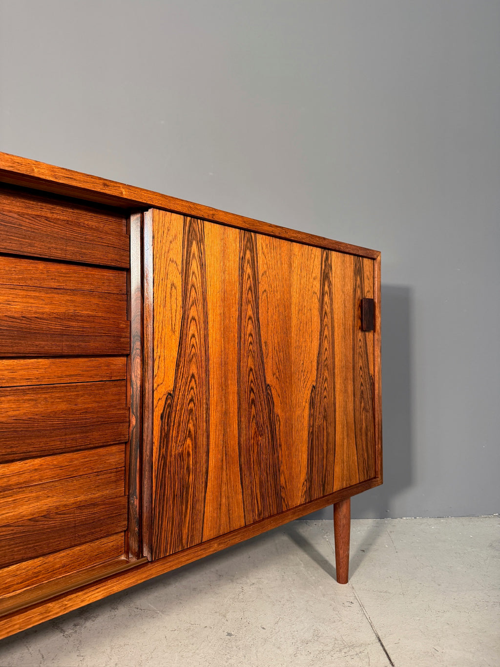 Sideboard danese in palissandro
