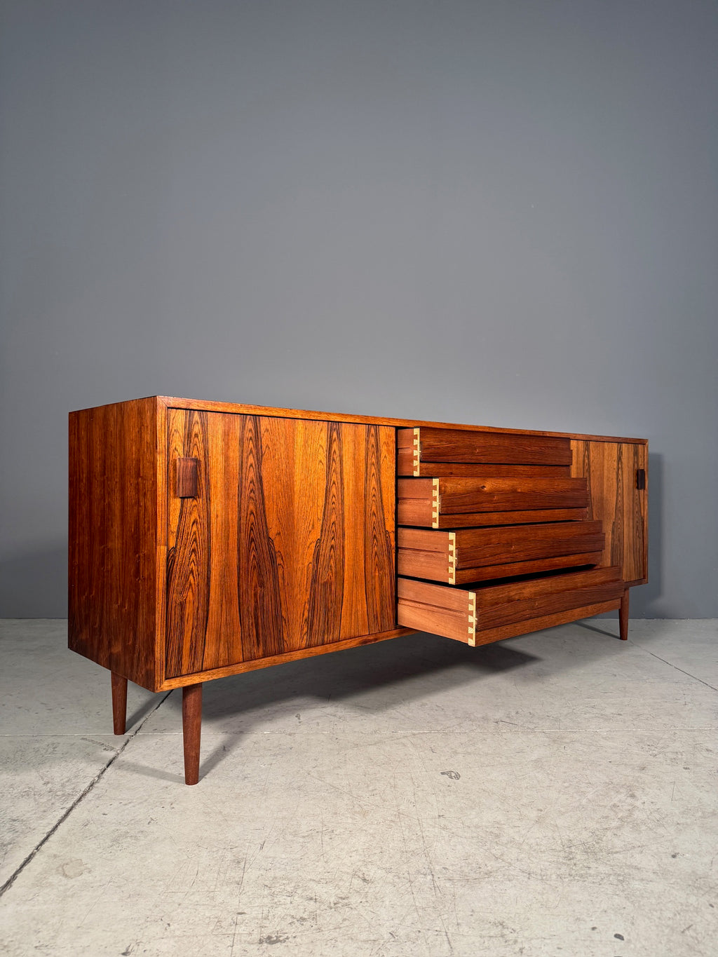 Sideboard danese in palissandro