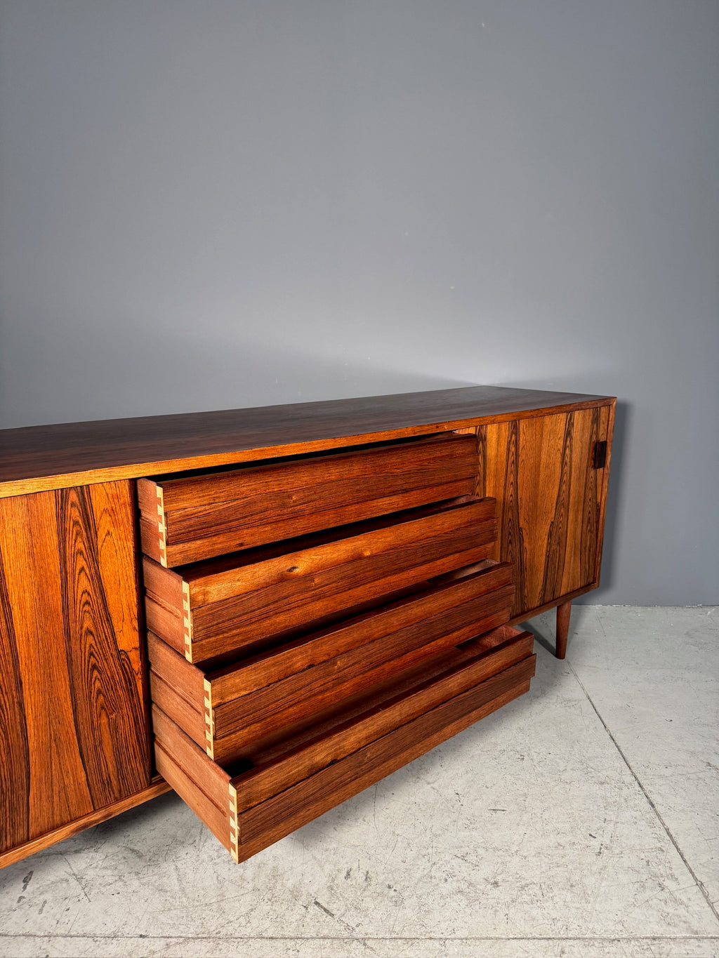 Sideboard danese in palissandro