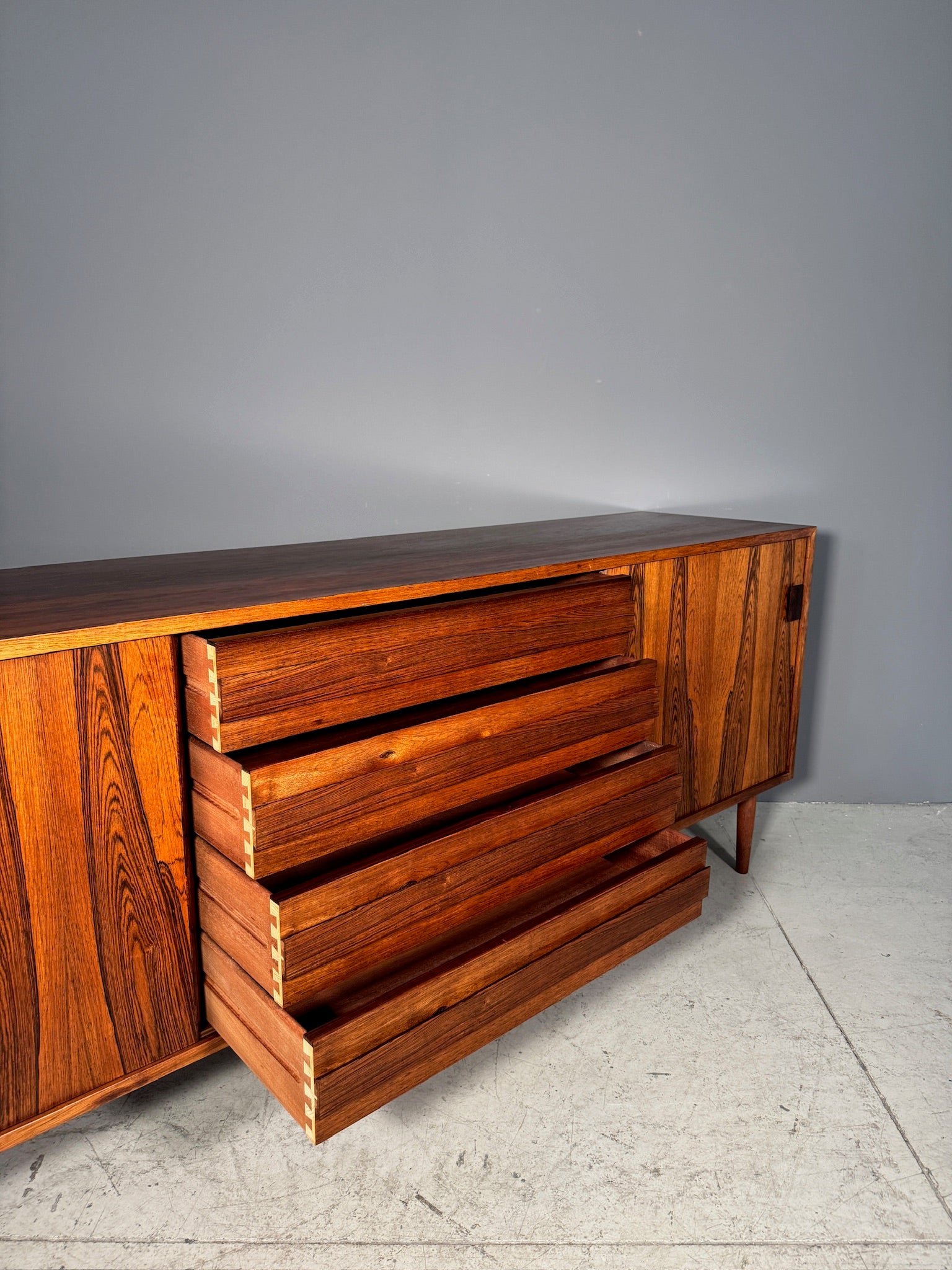 Sideboard danese in palissandro