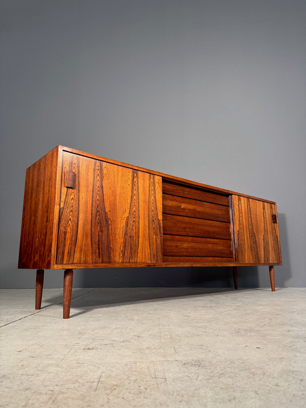 Sideboard danese in palissandro