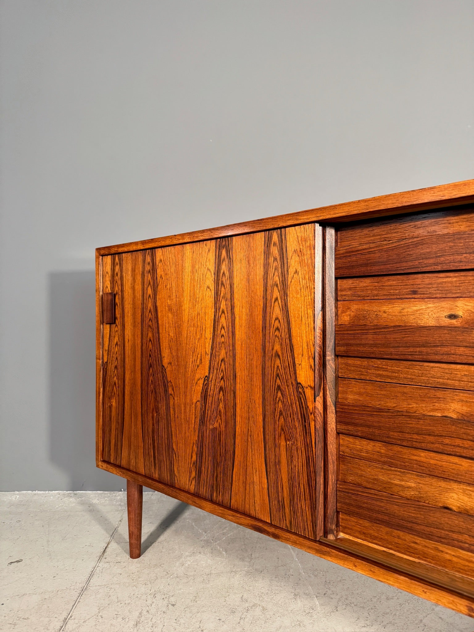 Sideboard danese in palissandro