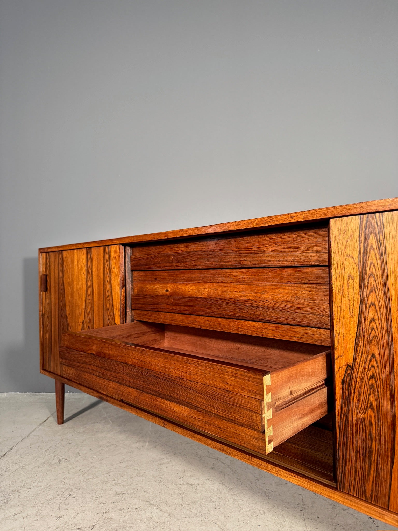 Sideboard danese in palissandro