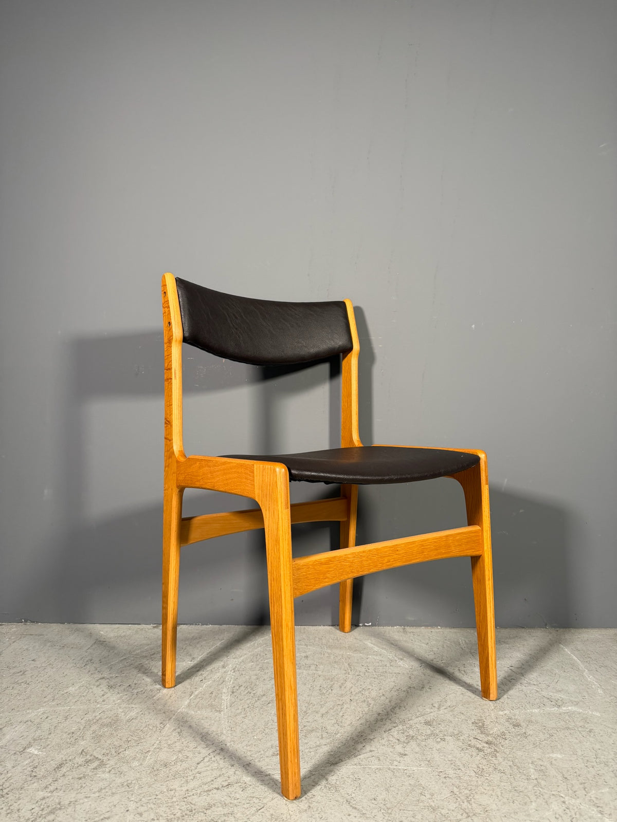 Sedia danese di Erik Buch