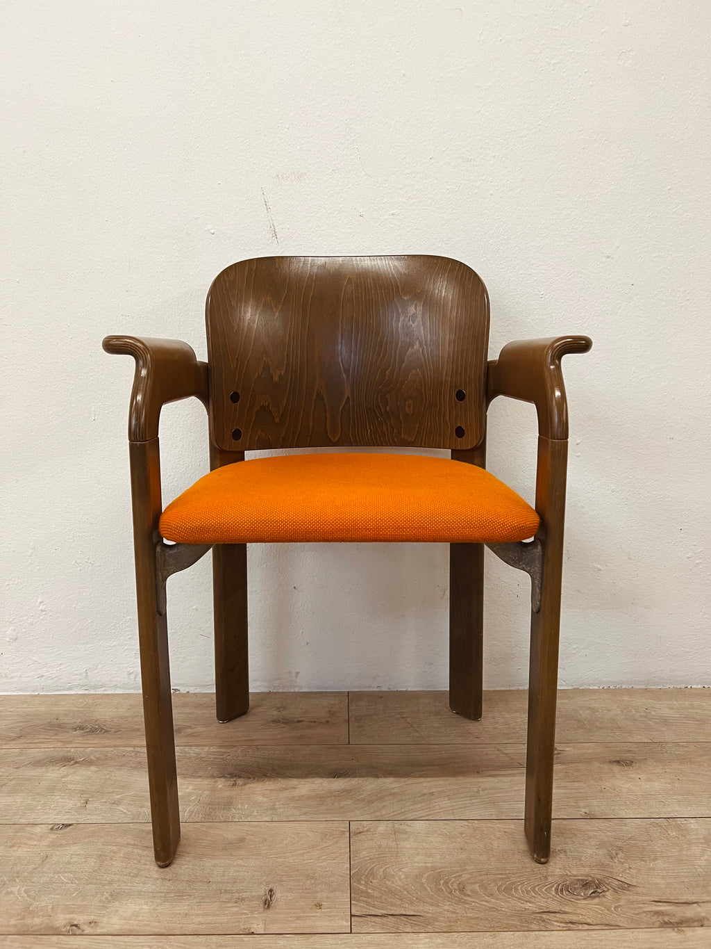Poltroncina Bruno Rey