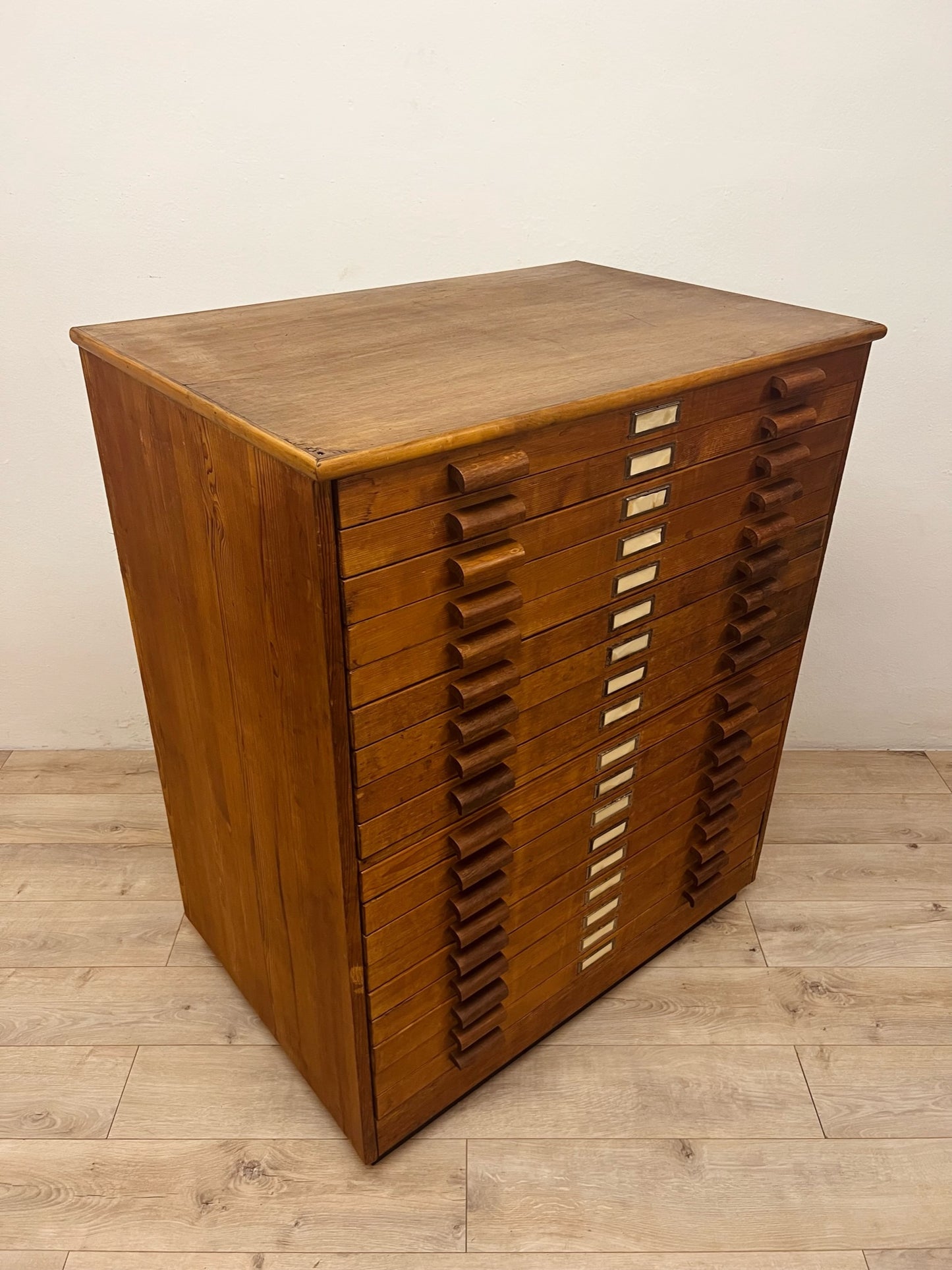 Mobile schedario anni 60