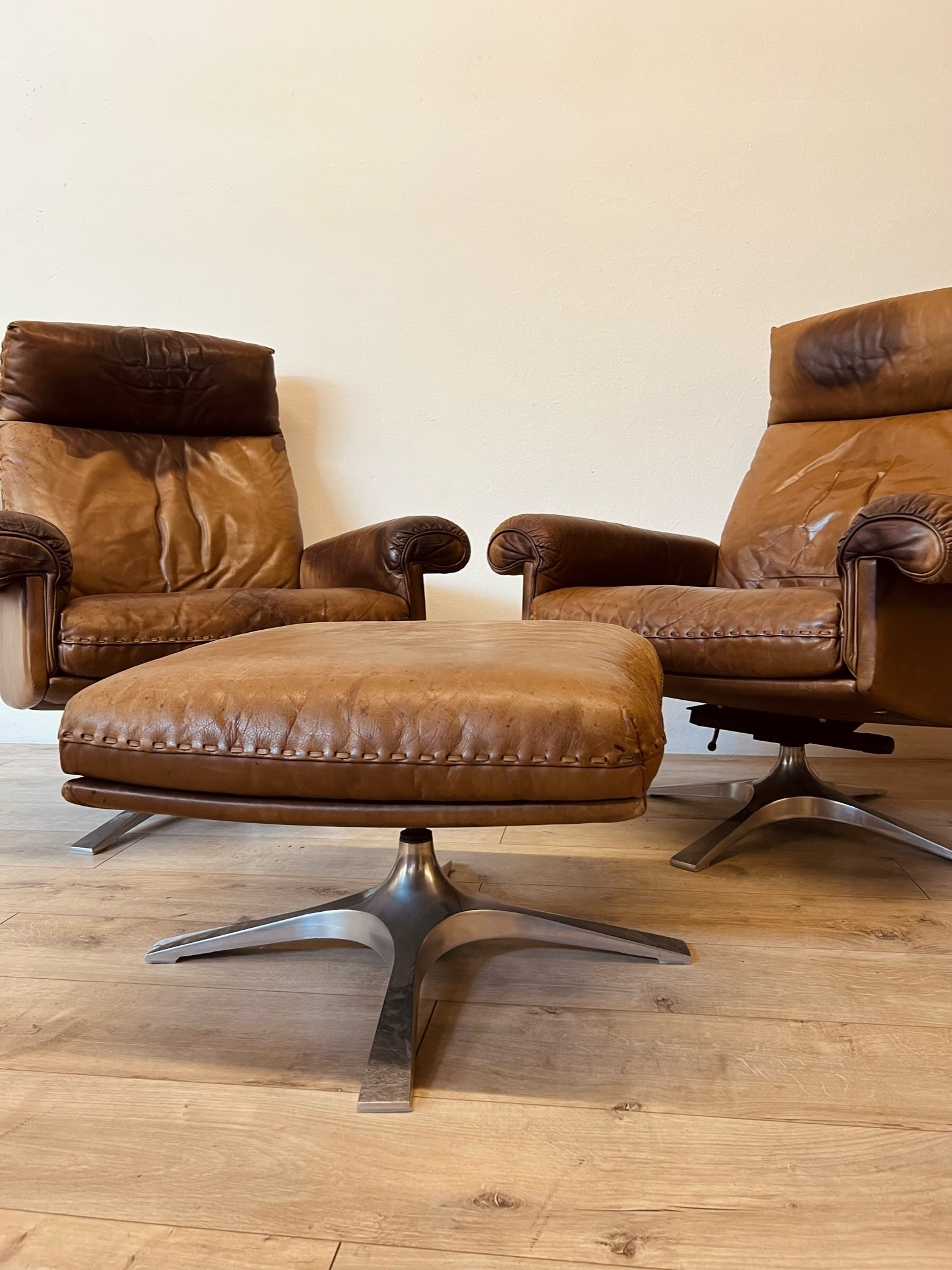 Poltrone e poggiapiedi De Sede DS31 – VecchioRetrobottega